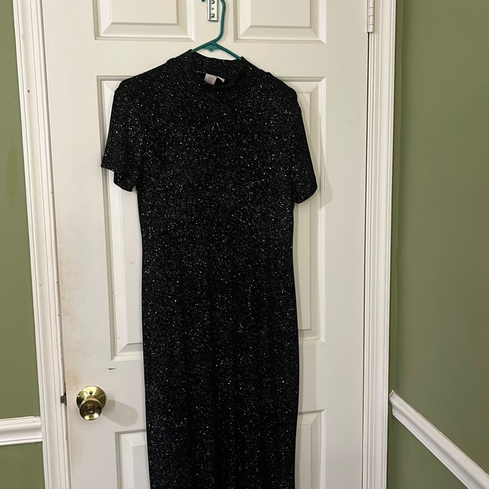 Ronni Nicole Size 8 black sparkly dress